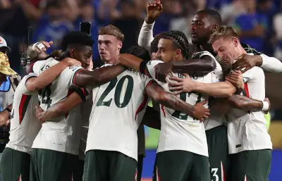 Chelsea benefits from Palmeiras own goal to reach FIFA Club World Cup semifinals