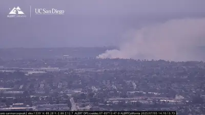 Brush fire temporarily shuts down Oceanside Municipal Airport
