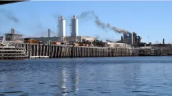 NY officials tell frustrated Greenpointers that 'acrid' asphalt plant fumes will be reduced