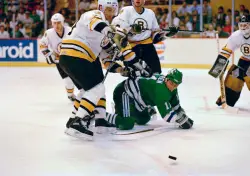 Bruins mourn the passing of Lyndon Byers