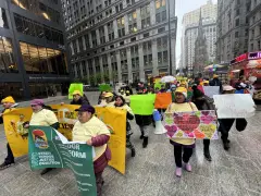 NY Council overrides Adams vetoes: Street vendors, delivery workers gain protection