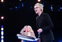 Stream It Or Skip It: ‘Celebrity Weakest Link’ On Fox, Where Jane Lynch Now Hurls Gentle Insults At Celebrities Who Answer Questions Wrong